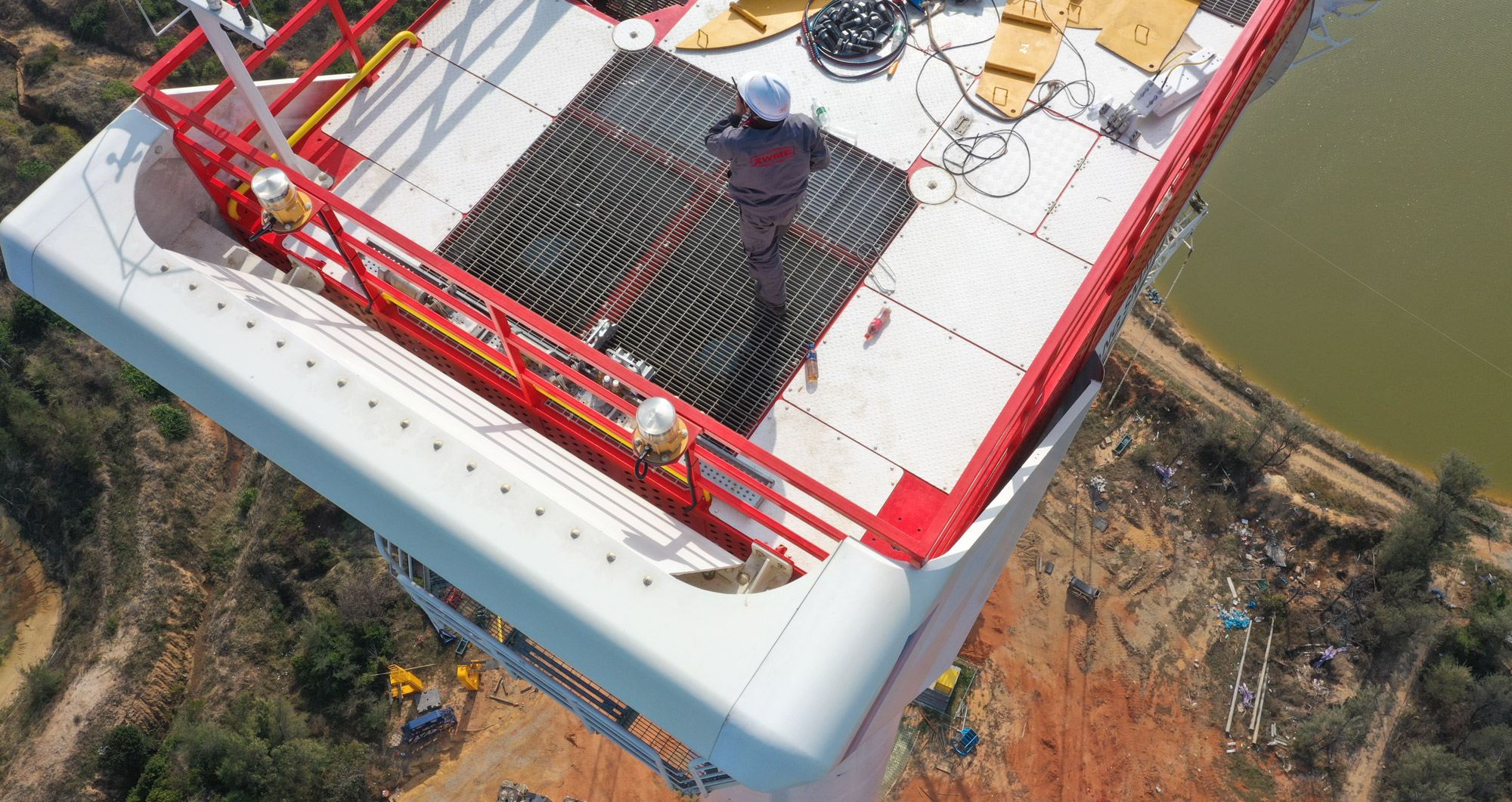 現(xiàn) 代 化 管 理 水 平  ·  高 新 技 術(shù) 研 發(fā)